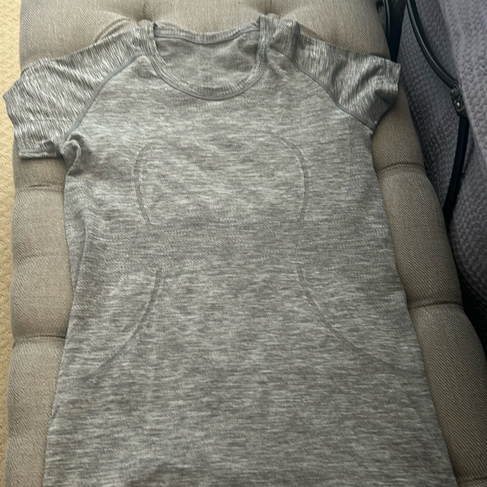 Lululemon short sleeve swiftly